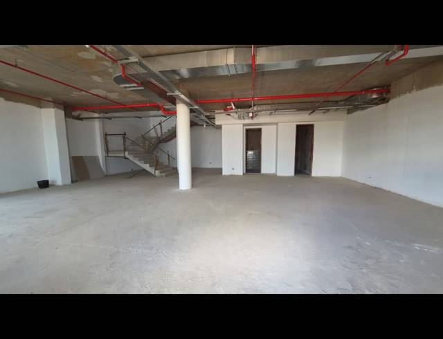 3,651M² WAREHOUSE TO LET IN JET PARK